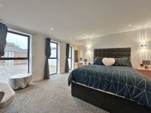 Photo 12- click for photo gallery